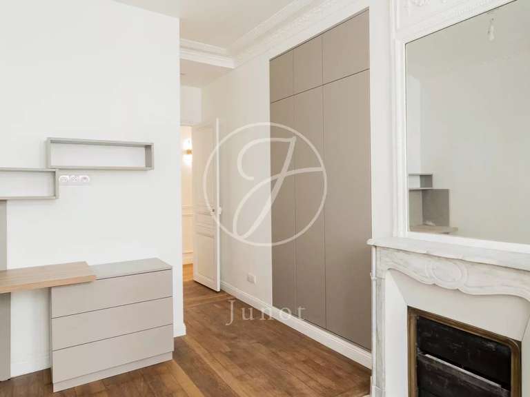 Appartement Paris 7e - 4 chambres - 136m²
