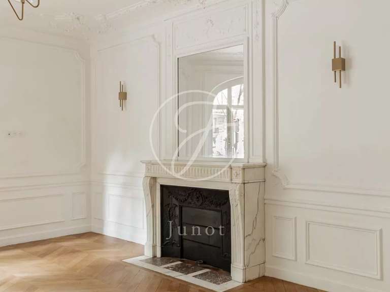 Appartement Paris 7e - 4 chambres - 136m²