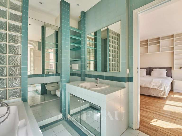 Appartement Paris 7e - 5 chambres - 208m²
