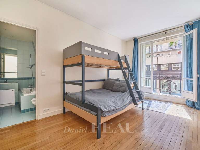 Appartement Paris 7e - 5 chambres - 208m²