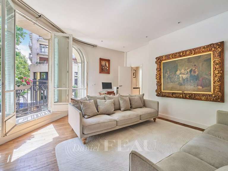 Appartement Paris 7e - 5 chambres - 208m²