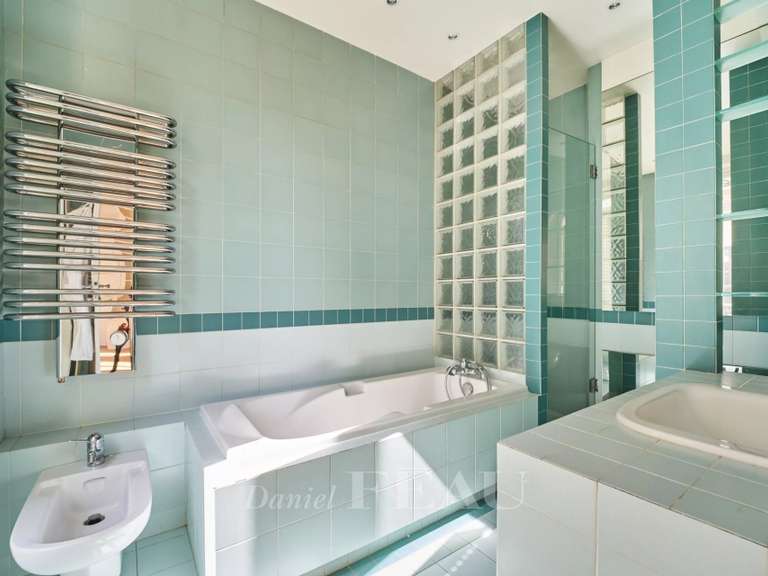 Appartement Paris 7e - 5 chambres - 208m²