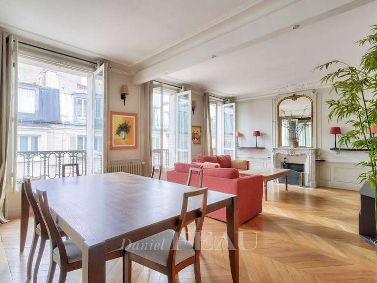 Appartement Paris 7e - 2 chambres - 89m²
