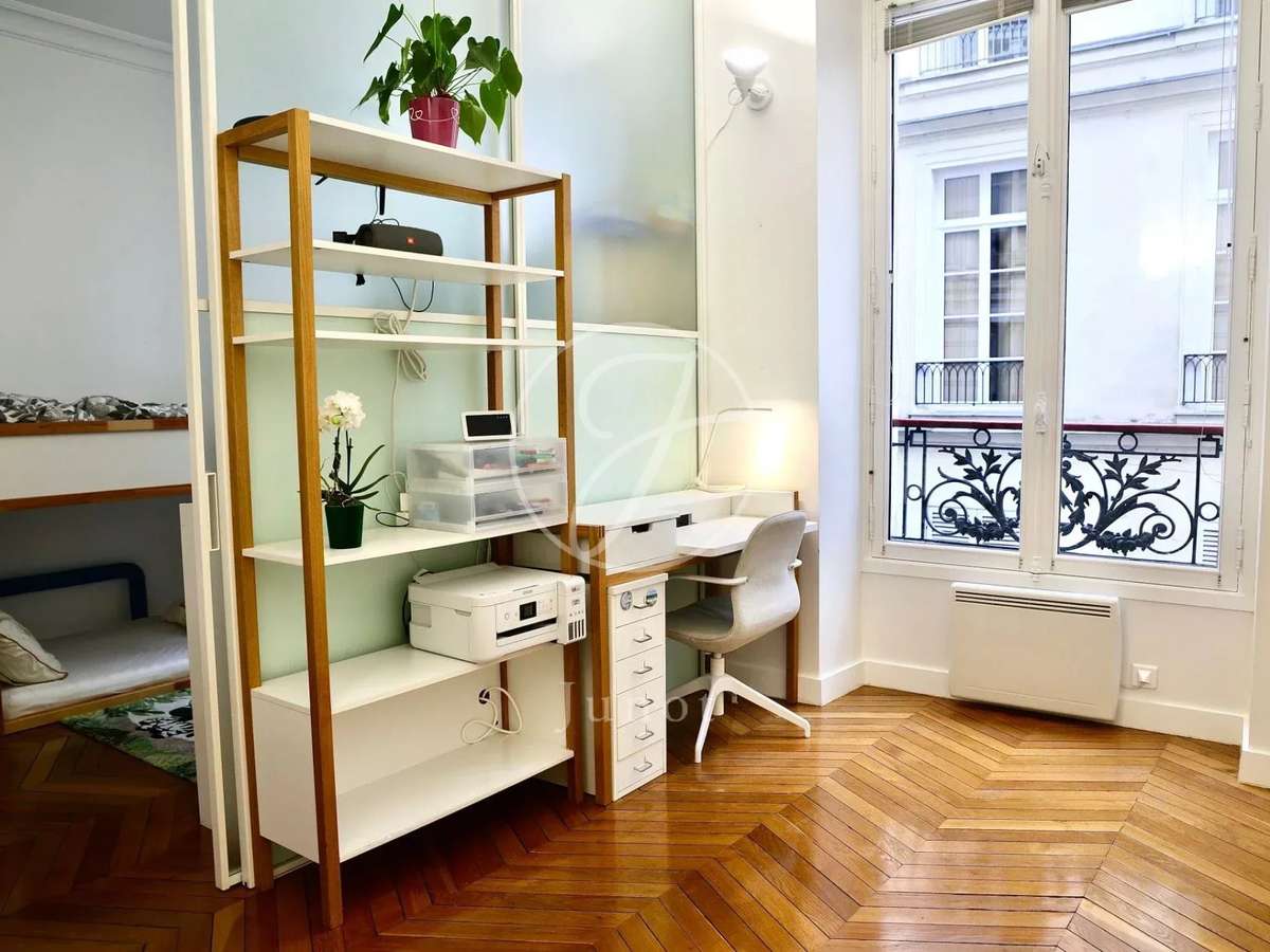 Apartment Paris 7e