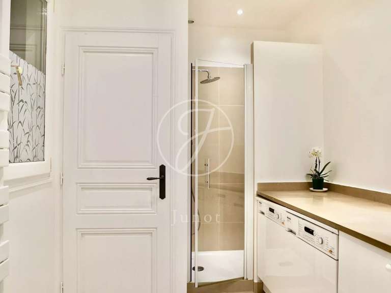 Appartement Paris 7e - 32m²