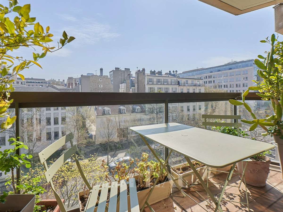 Apartment Paris 7e