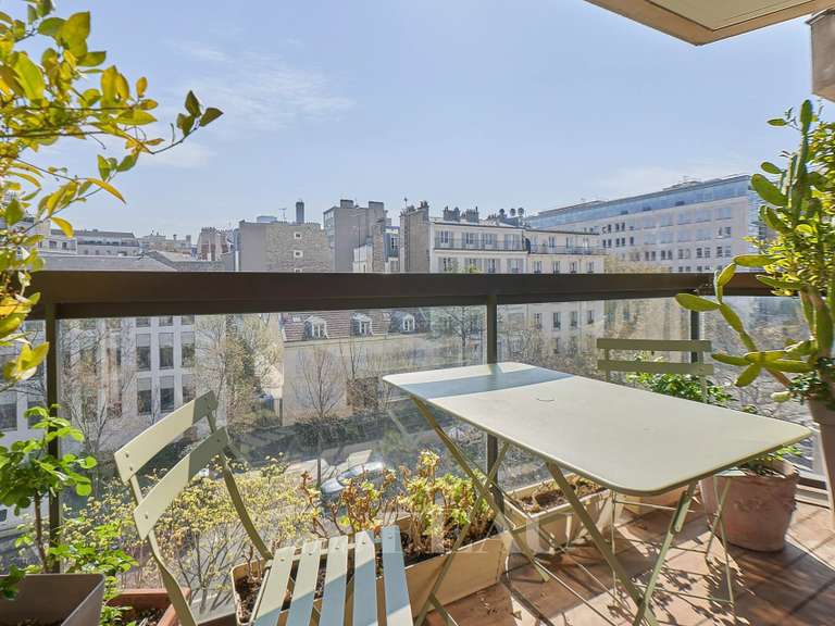 Appartement Paris 7e - 2 chambres - 106m²