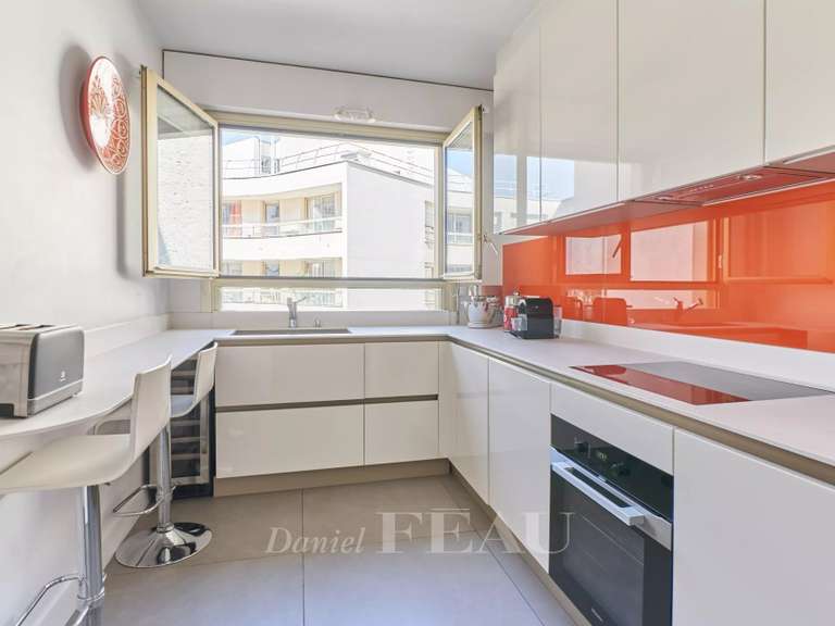 Appartement Paris 7e - 2 chambres - 106m²