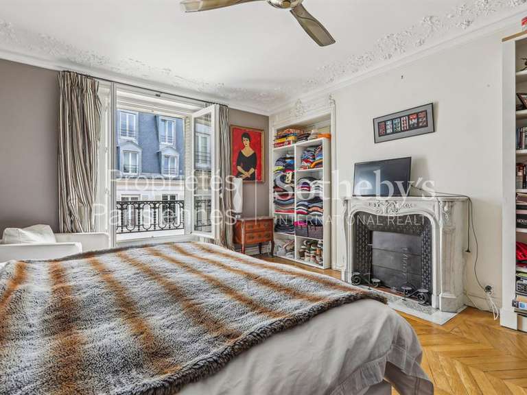 Appartement Paris 7e - 4 chambres - 179m²