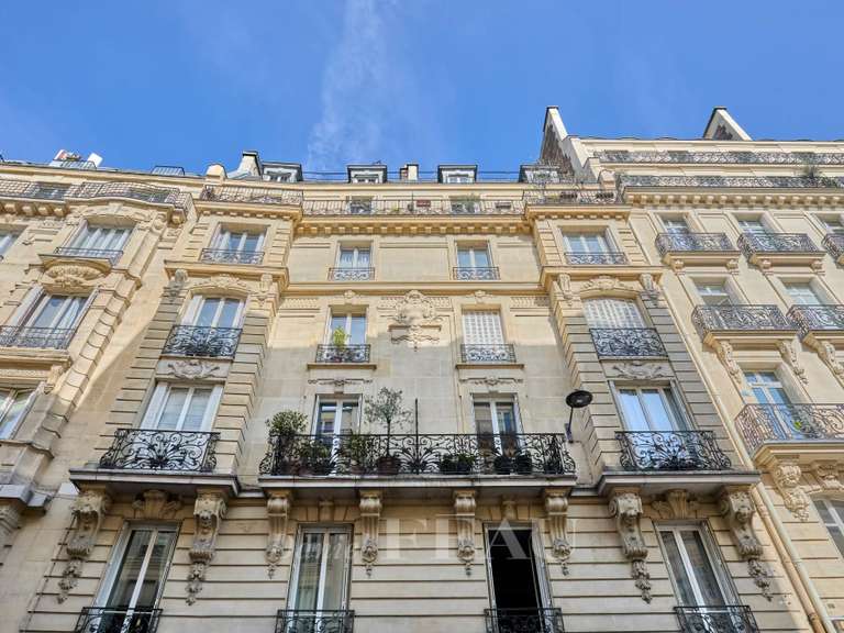 Appartement Paris 7e - 2 chambres - 85m²