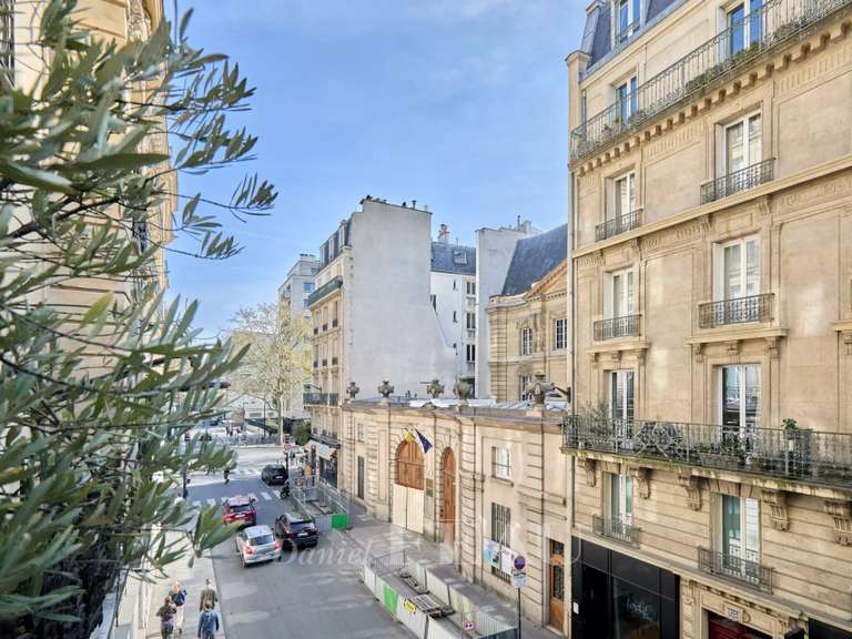 Appartement Paris 7e - 2 chambres - 85m²