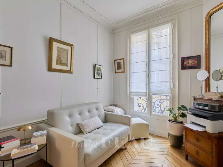 Appartement Paris 7e - 2 chambres - 85m²