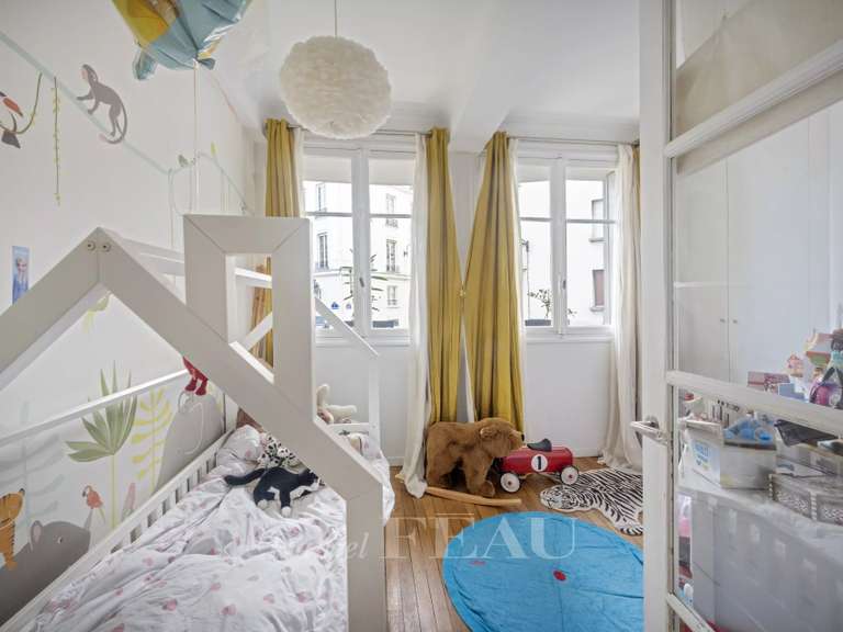 Appartement Paris 7e - 2 chambres - 75m²