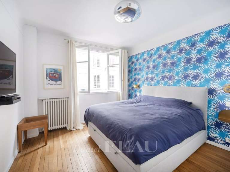 Appartement Paris 7e - 2 chambres - 75m²