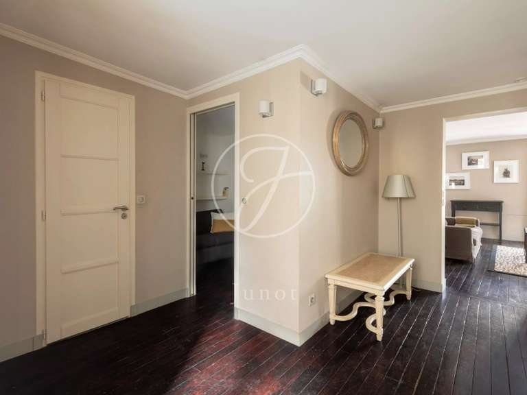 Appartement Paris 7e - 1 chambre - 66m²