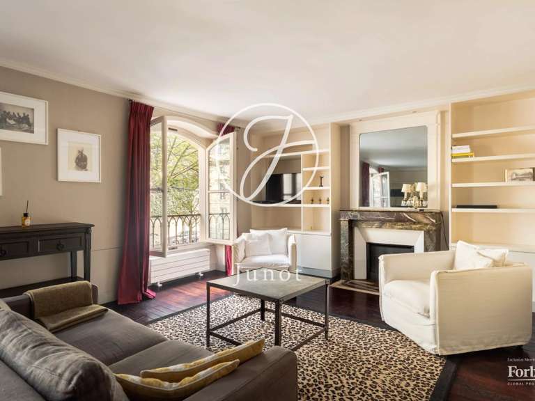 Appartement Paris 7e - 1 chambre - 66m²