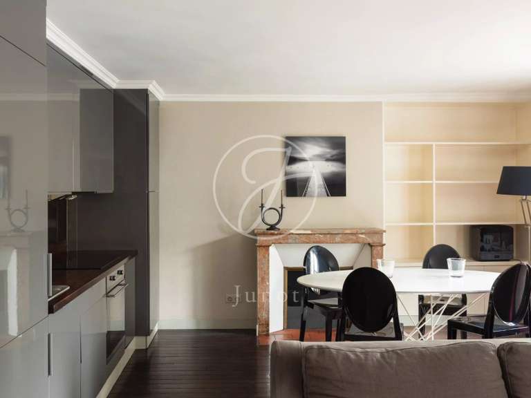 Appartement Paris 7e - 1 chambre - 66m²