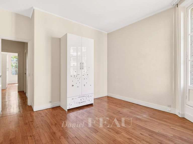 Appartement Paris 7e - 4 chambres - 193m²