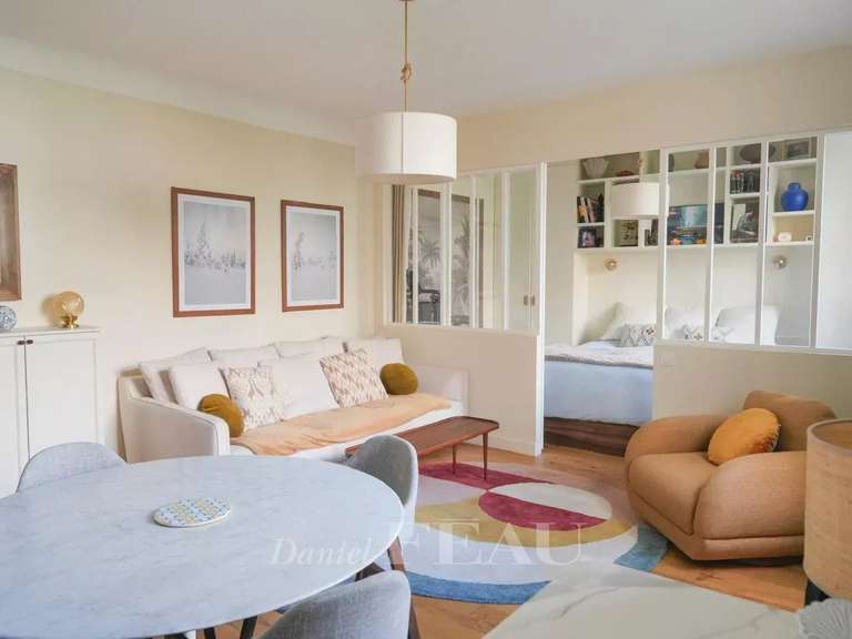 Appartement Paris 7e - 2 chambres - 57m²