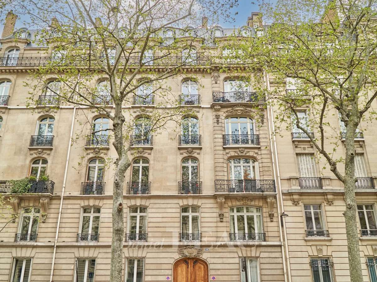 Apartment Paris 7e