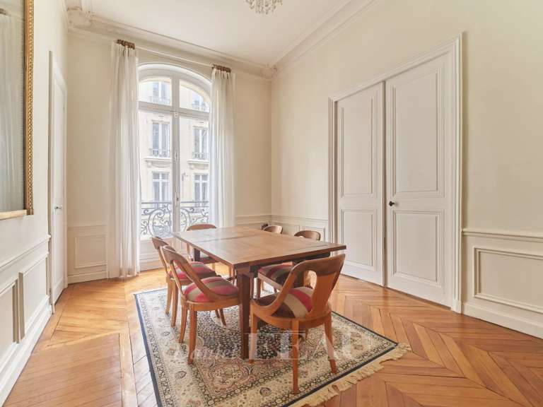 Apartment Paris 7e - 2 bedrooms - 91m²