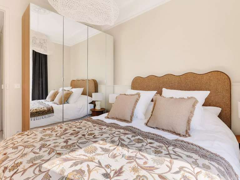 Appartement Paris 7e - 3 chambres - 131m²