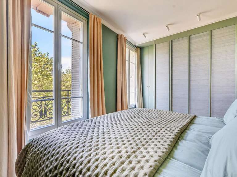 Appartement Paris 7e - 3 chambres - 131m²