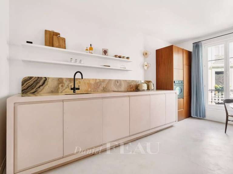 Appartement Paris 7e - 3 chambres - 131m²