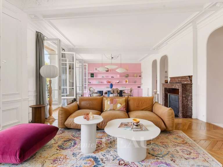 Appartement Paris 7e - 3 chambres - 131m²