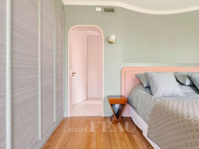 Appartement Paris 7e - 3 chambres - 131m²