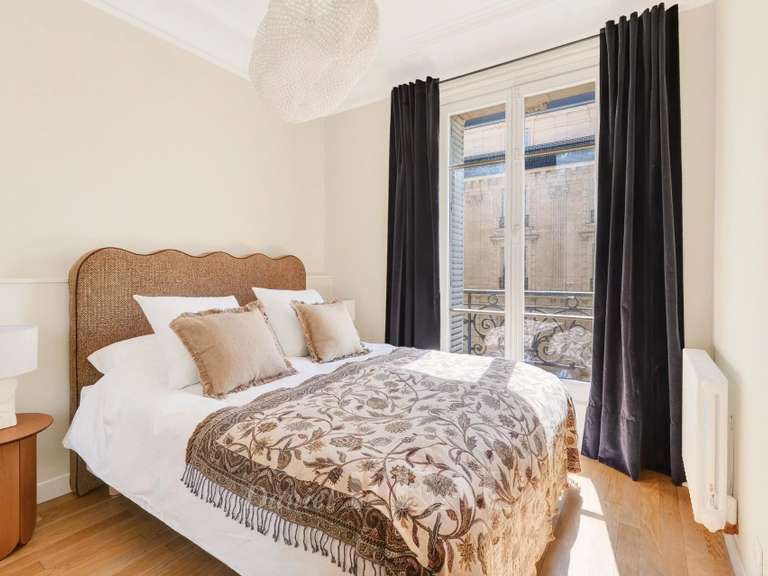 Appartement Paris 7e - 3 chambres - 131m²