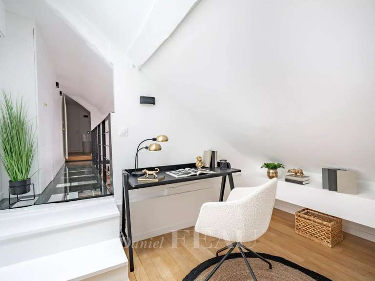 Appartement Paris 7e - 2 chambres - 70m²