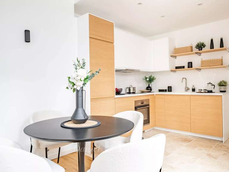 Appartement Paris 7e - 2 chambres - 70m²