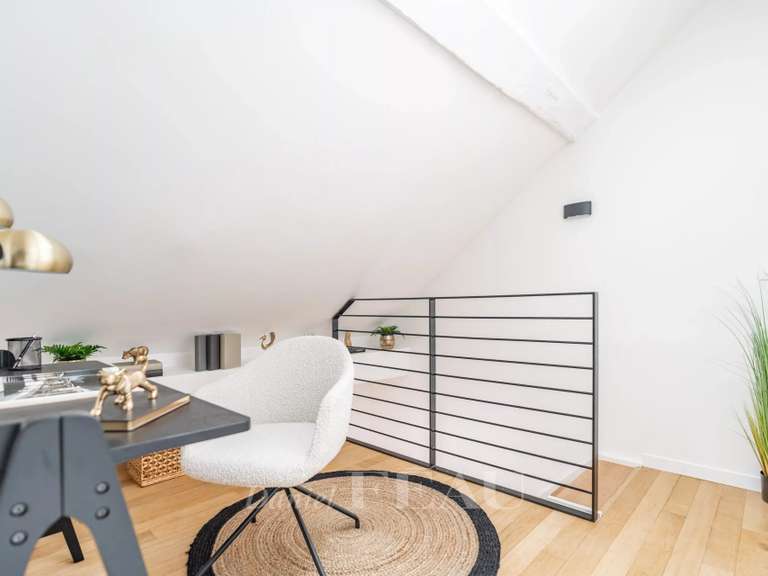 Appartement Paris 7e - 2 chambres - 70m²