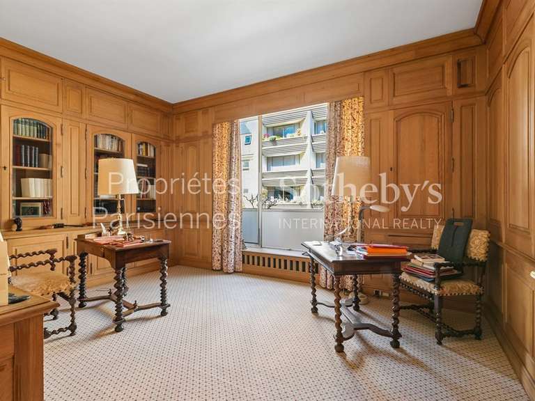 Appartement Paris 7e - 2 chambres - 100m²