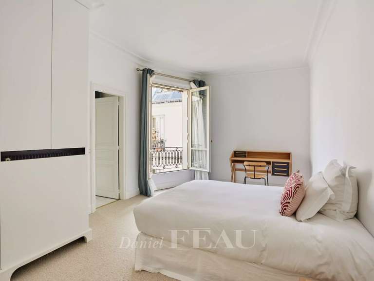 Appartement Paris 7e - 3 chambres - 230m²