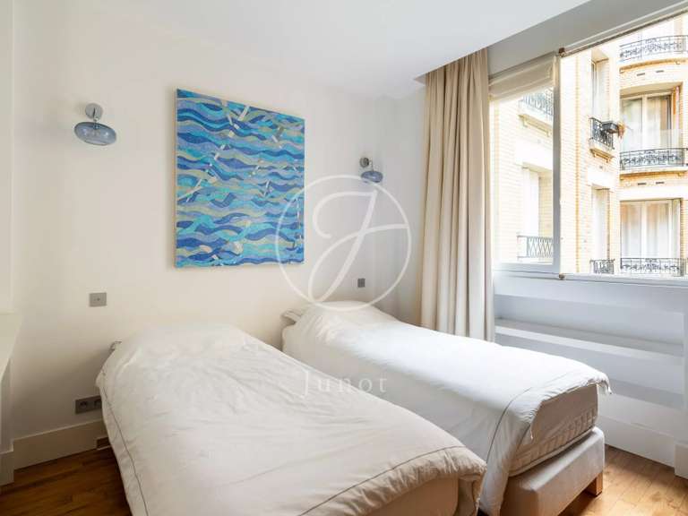 Apartment Paris 7e - 2 bedrooms - 111m²