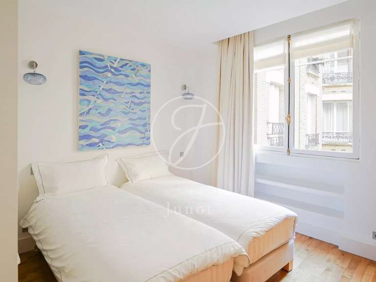 Apartment Paris 7e - 2 bedrooms - 111m²
