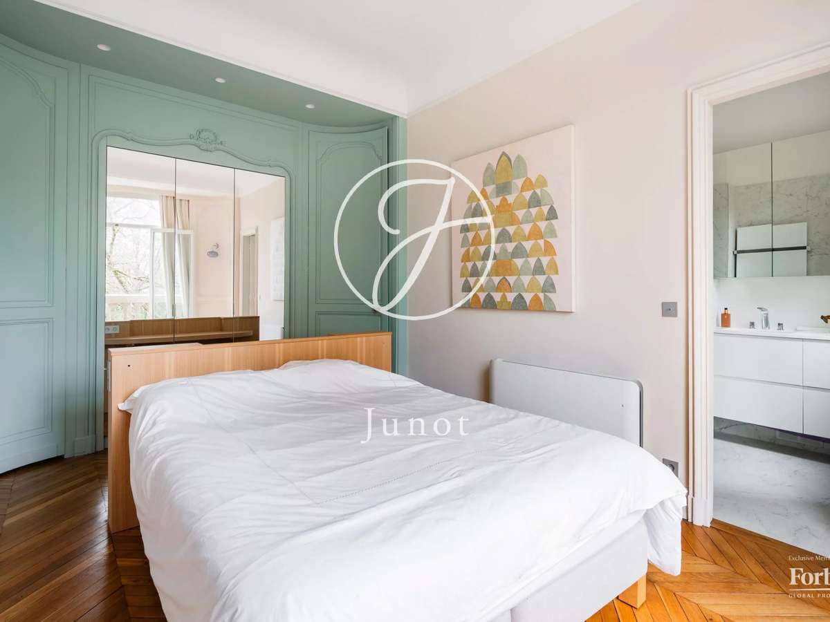 Apartment Paris 7e