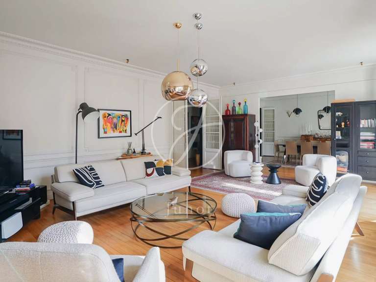 Appartement Paris 7e - 4 chambres - 200m²