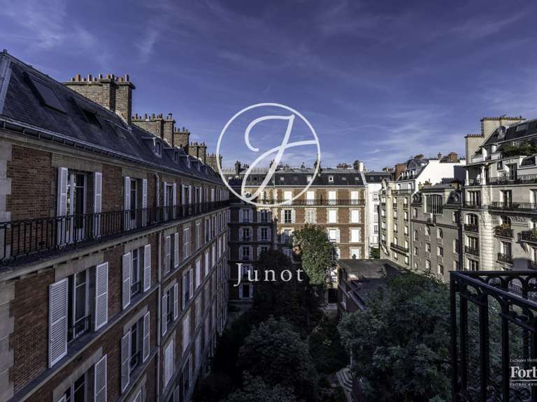 Appartement Paris 7e - 3 chambres - 96m²