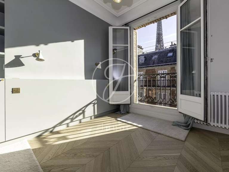 Appartement Paris 7e - 3 chambres - 96m²