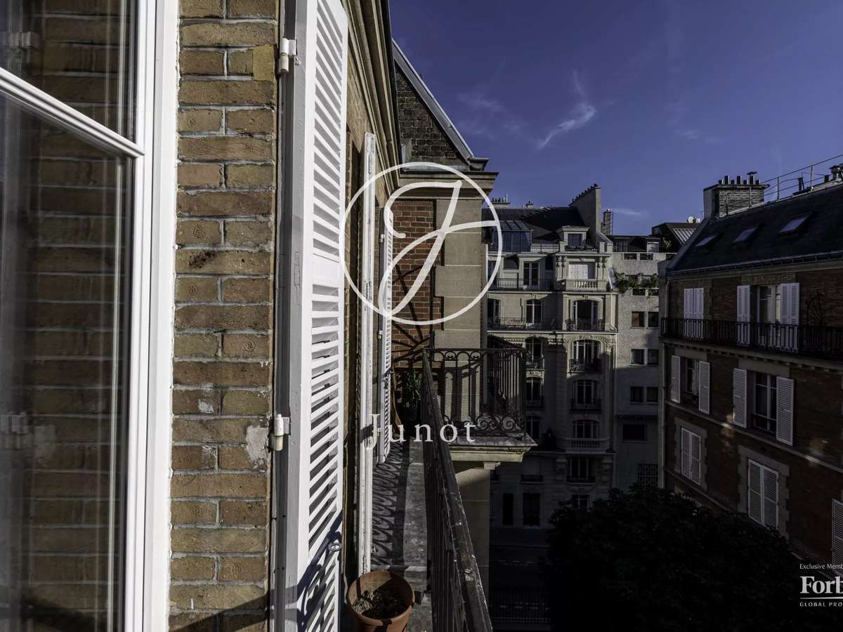 Apartment Paris 7e