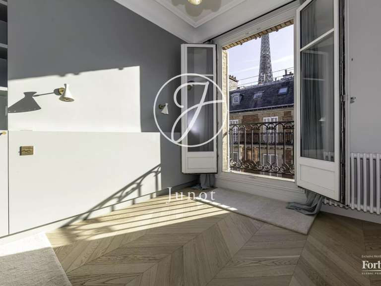 Appartement Paris 7e - 3 chambres - 96m²