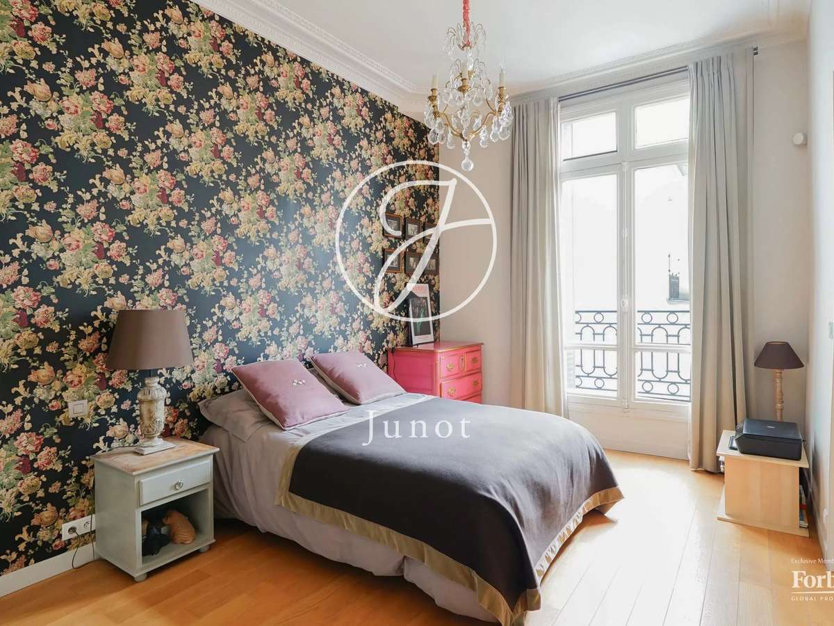 Apartment Paris 7e