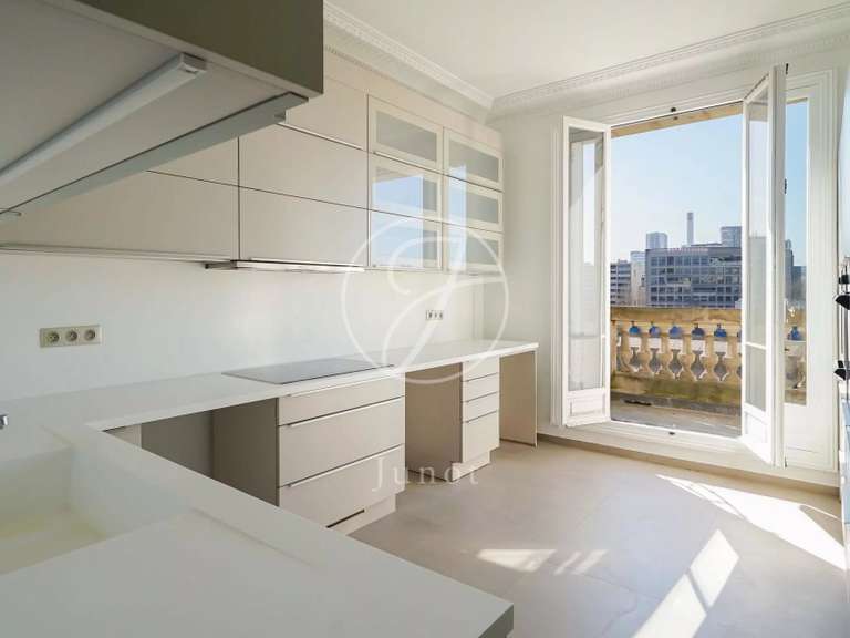 Appartement Paris 7e - 3 chambres - 125m²