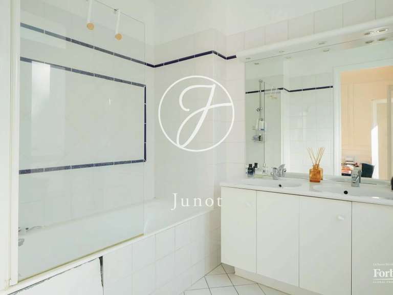 Appartement Paris 7e - 4 chambres - 167m²