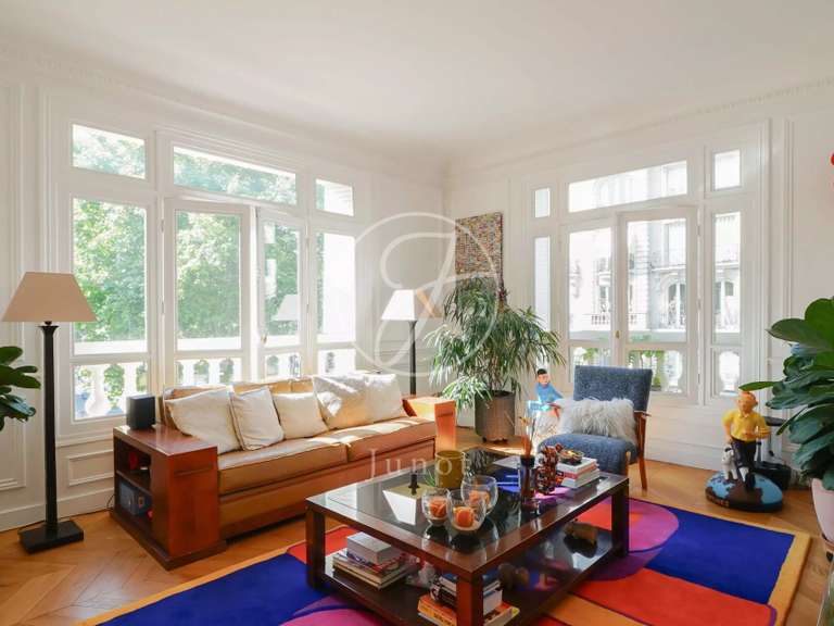 Appartement Paris 7e - 4 chambres - 167m²