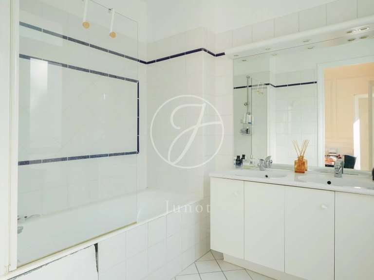Appartement Paris 7e - 4 chambres - 167m²