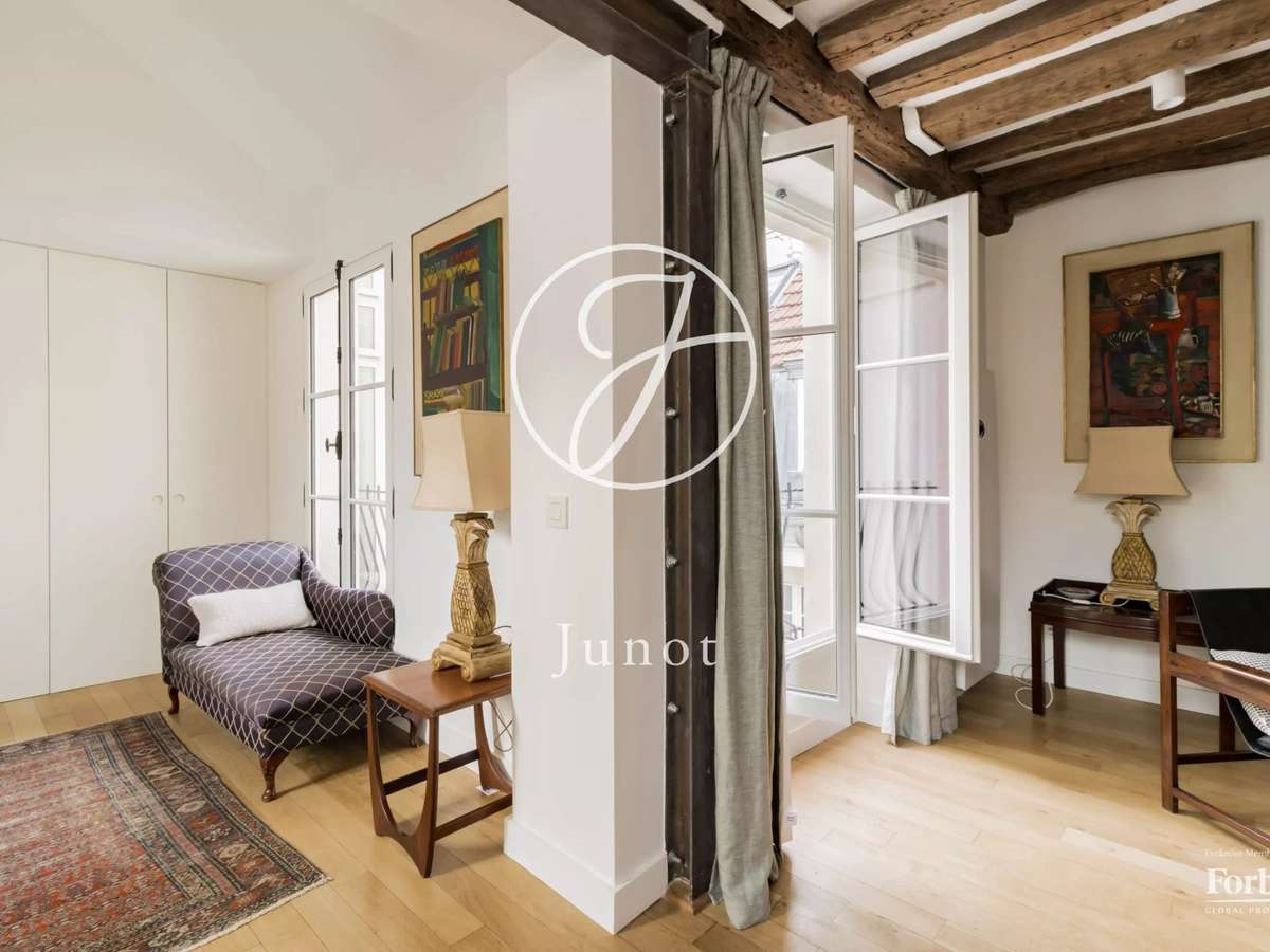 Apartment Paris 7e